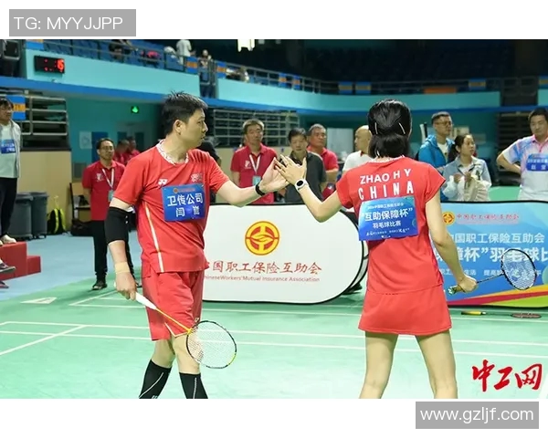 成都羽毛球队的团队协作之道:如何在赛场上实现默契配合与胜利 成都羽毛球队的团队协作之道:如何在赛场上实现默契配合与胜利