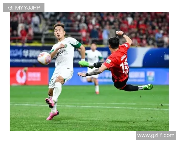 成都篮球队在世锦赛积分榜上以84分稳居第一名展现强劲实力 成都篮球队在世锦赛积分榜上以84分稳居第一名展现强劲实力