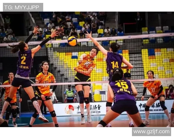 上海排球队在选拔赛中以60分稳居积分榜首位