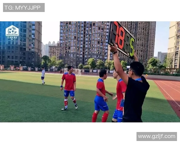 徽商银行足球明星助力青少年足球发展共筑梦想未来 徽商银行足球明星助力青少年足球发展共筑梦想未来